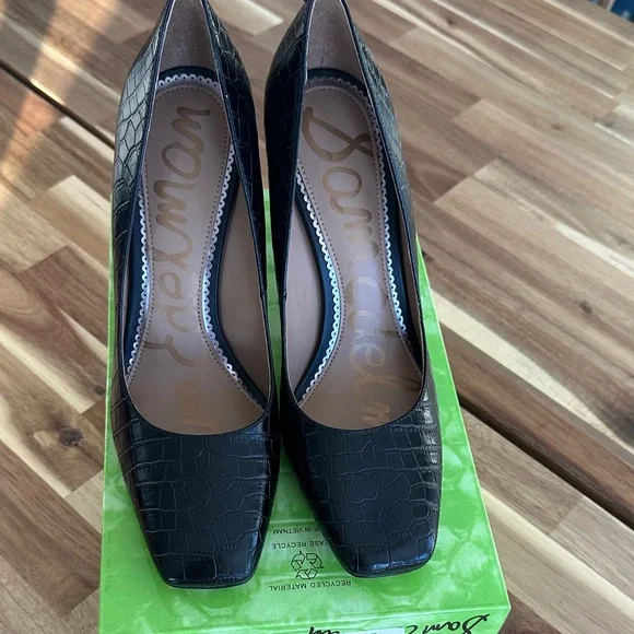 Sam Edelman Black Croc-Patterned Heels - Picture 1 of 4